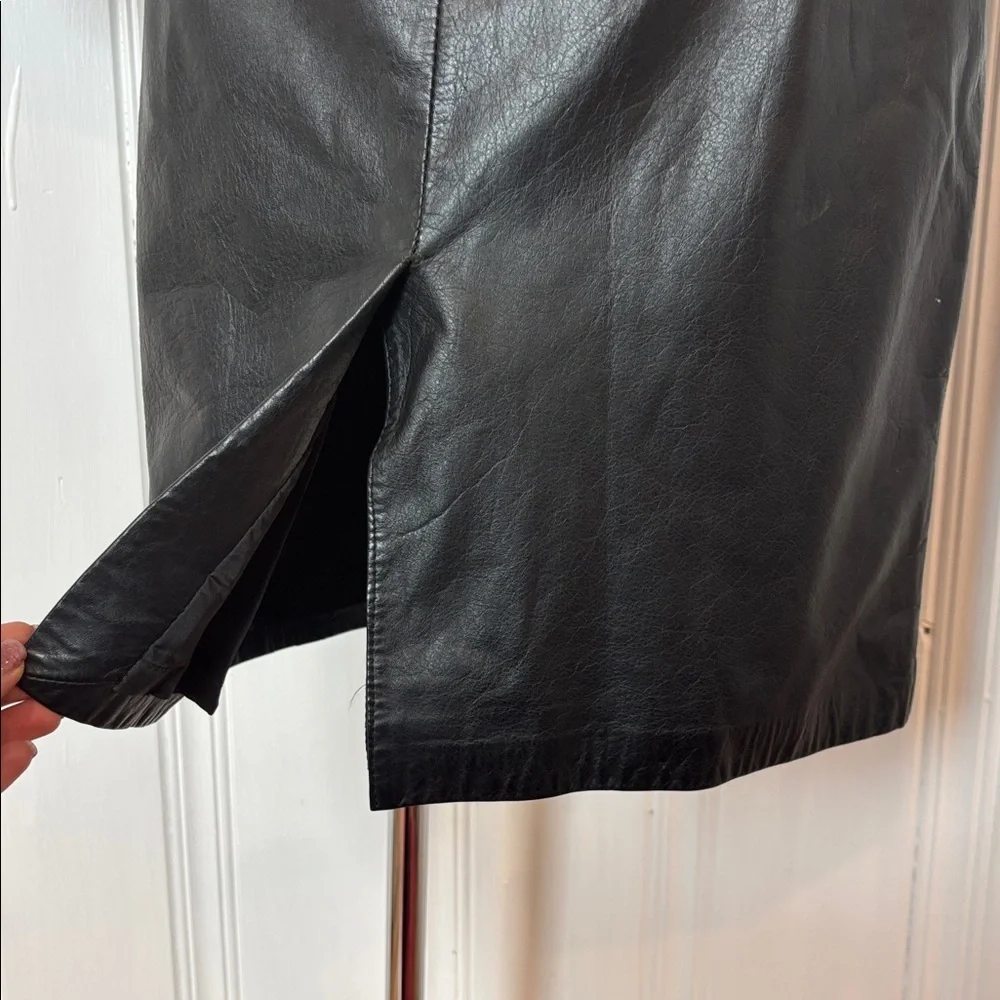 Vintage AMBRIA Black Genuine Leather Fitted Dress | Quilted Shoulders | Size 10 - Picture 4 of 12